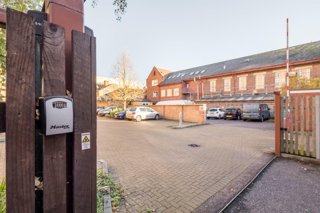 Koala & Tree - Renovated 2 Bed Apartment Ideal Location - Short Lets & Serviced Accommodation Cambridge Exterior foto