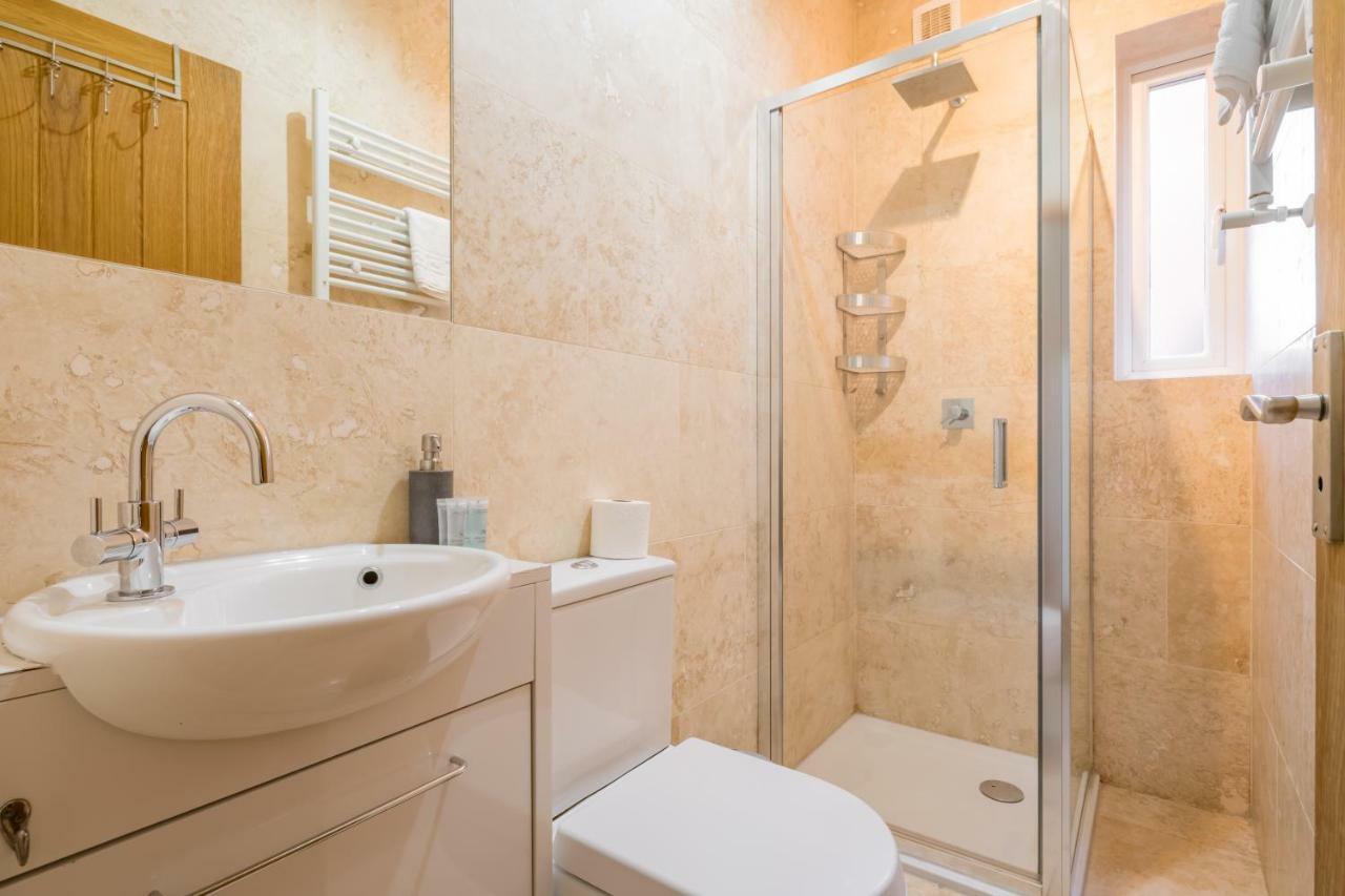 Koala & Tree - Renovated 2 Bed Apartment Ideal Location - Short Lets & Serviced Accommodation Cambridge Exterior foto